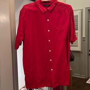 Men’s red large Daniel cremieux short sleeve button down polo silk linen